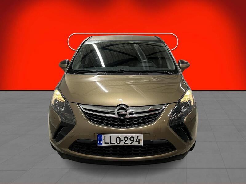 Opel Zafira Tourer vaihtoauto