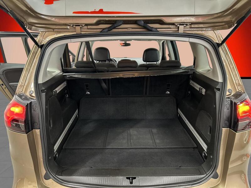 Opel Zafira vaihtoauto