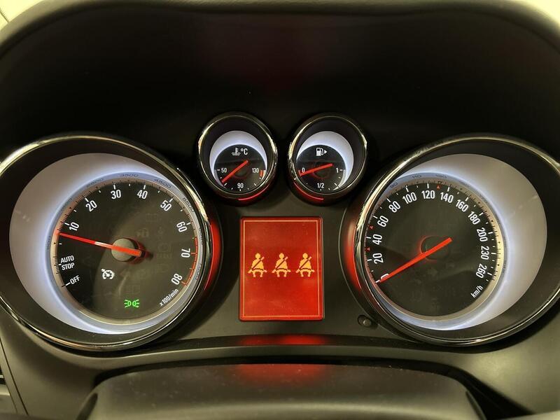 Opel Zafira vaihtoauto