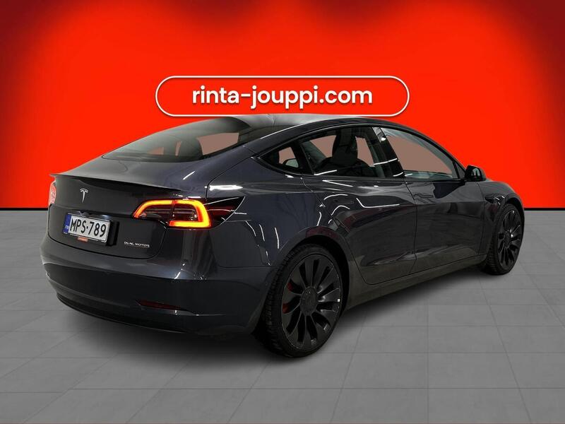 Tesla Model 3 vaihtoauto