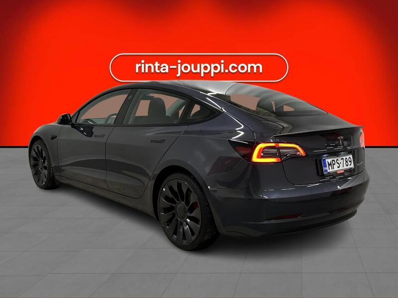 Tesla Model 3 vaihtoauto