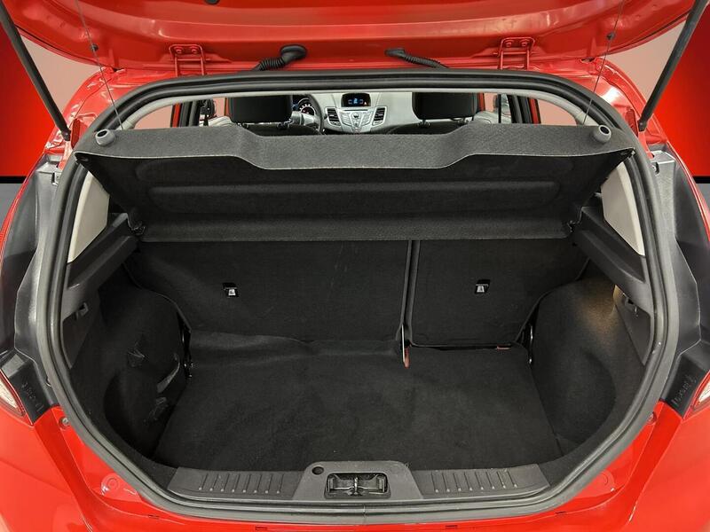 Ford Fiesta vaihtoauto