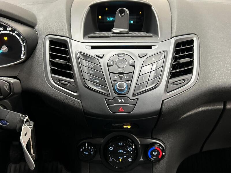 Ford Fiesta vaihtoauto