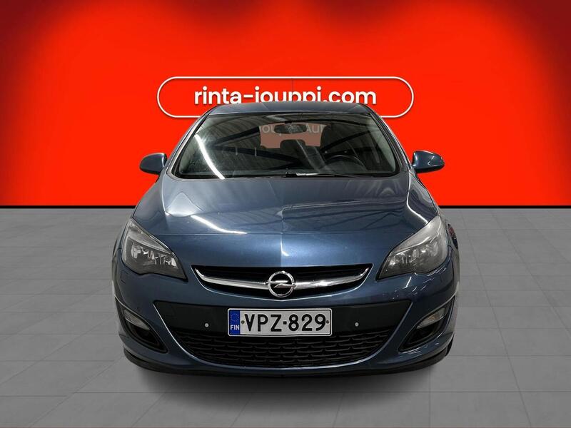 Opel Astra vaihtoauto