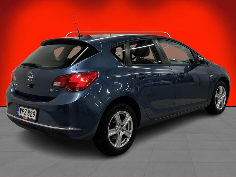 Opel Astra vaihtoauto