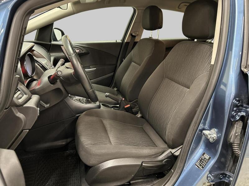 Opel Astra vaihtoauto