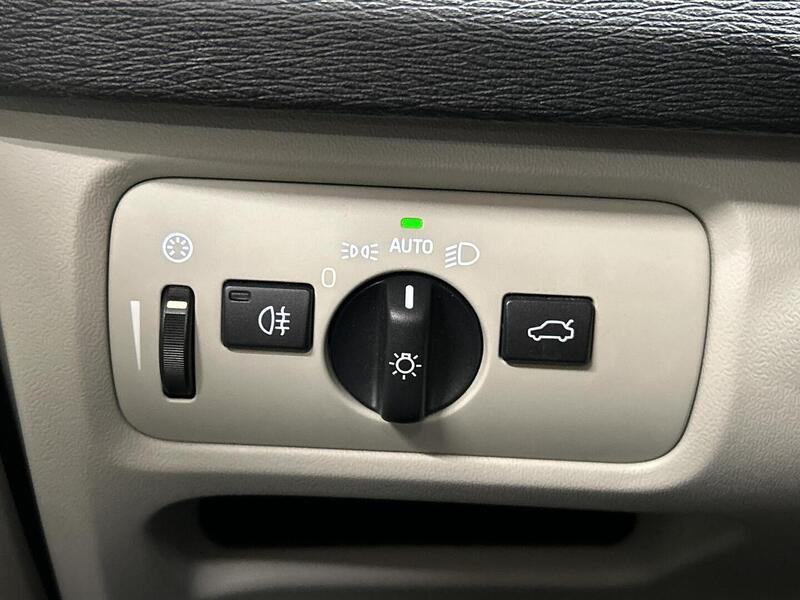 Volvo V40 Cross Country vaihtoauto