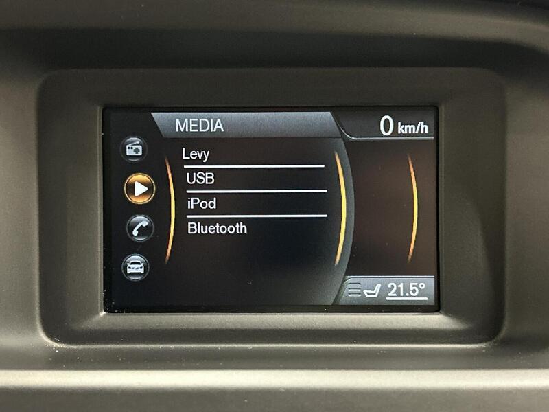 Volvo V40 Cross Country vaihtoauto