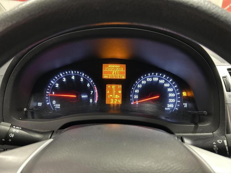 Toyota Avensis vaihtoauto