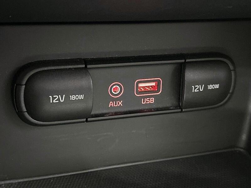 Kia Niro plug-in vaihtoauto