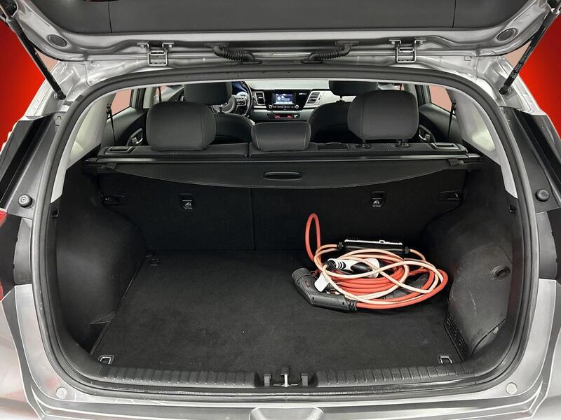 Kia Niro plug-in vaihtoauto