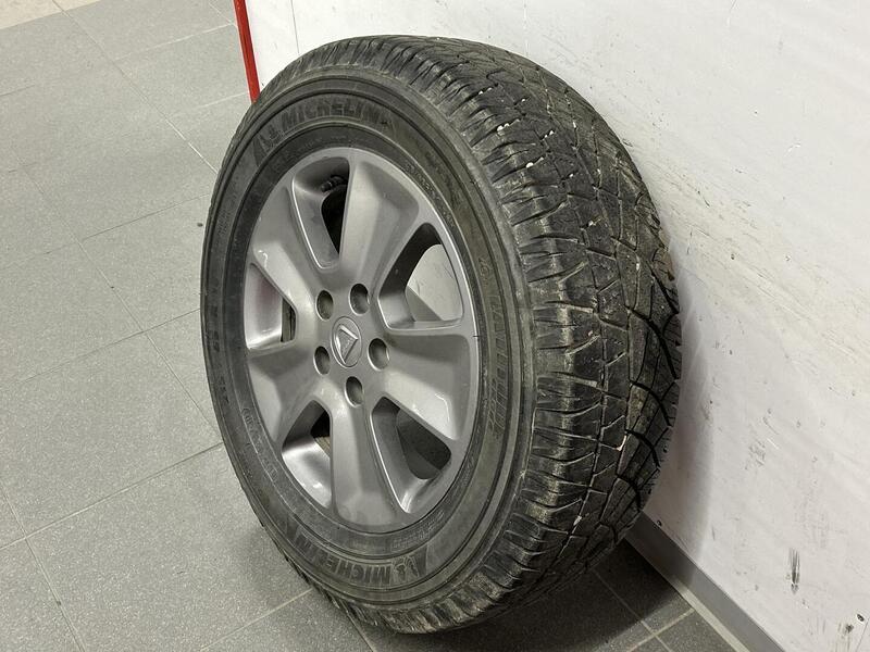 Dacia Duster vaihtoauto