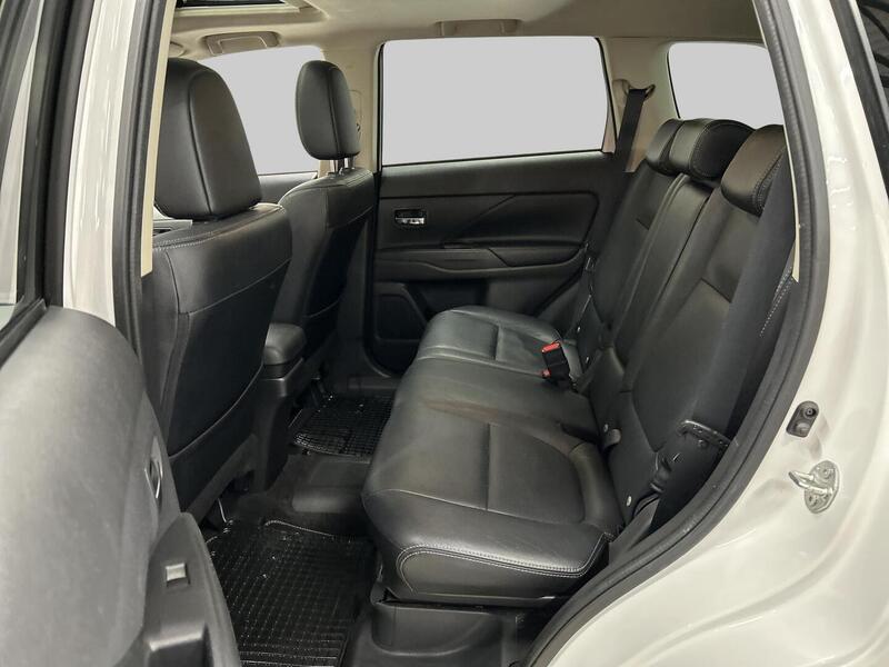 Mitsubishi Outlander vaihtoauto