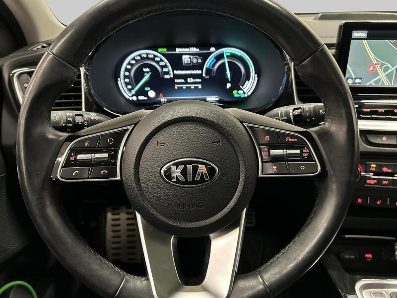 Kia XCeed vaihtoauto