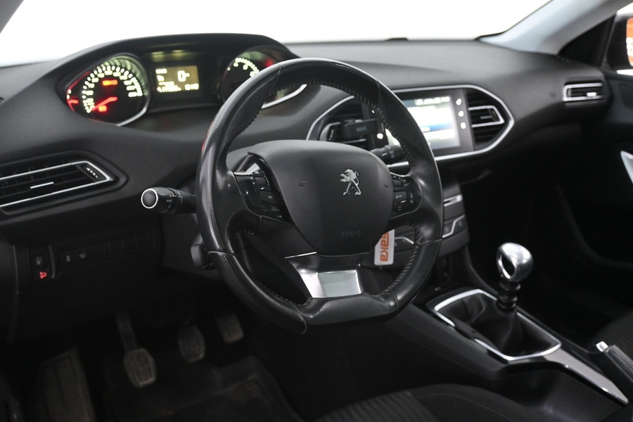 Peugeot 308 vaihtoauto