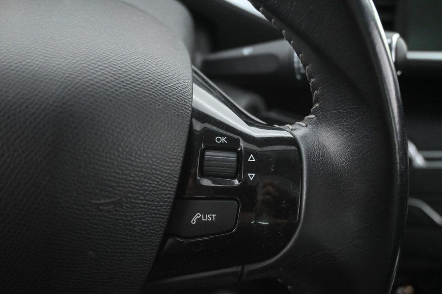 Peugeot 308 vaihtoauto