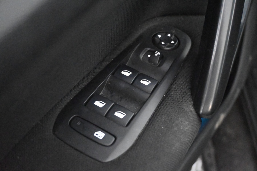 Peugeot 308 vaihtoauto