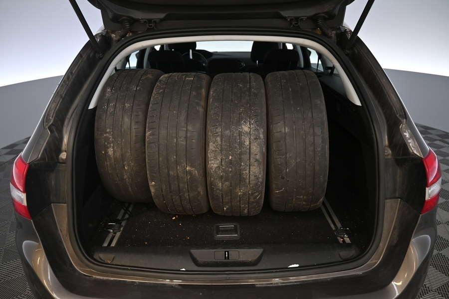 Peugeot 308 vaihtoauto