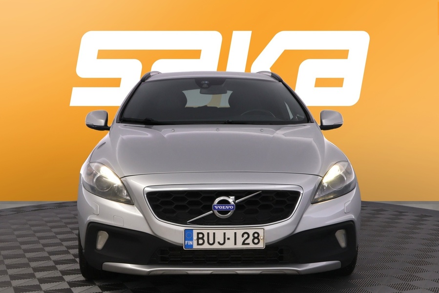 Volvo V40 Cross Country vaihtoauto