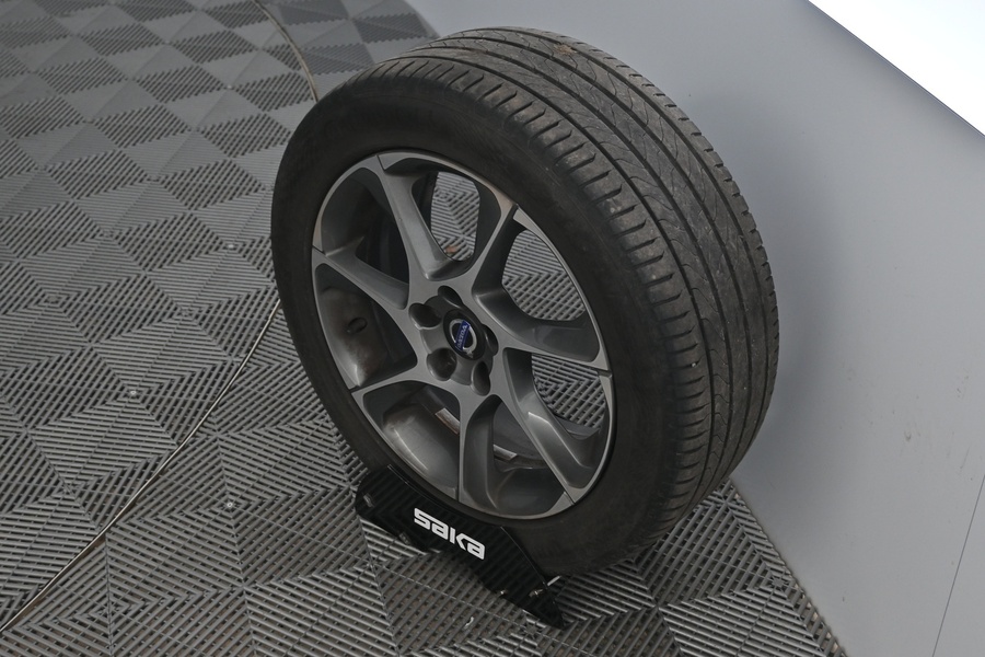 Volvo V40 Cross Country vaihtoauto