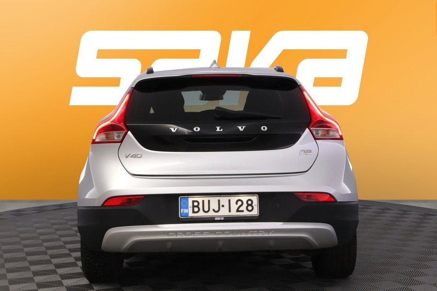 Volvo V40 Cross Country vaihtoauto