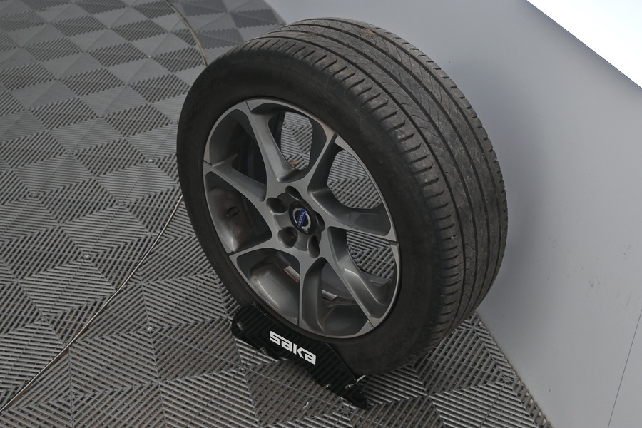 Volvo V40 Cross Country vaihtoauto