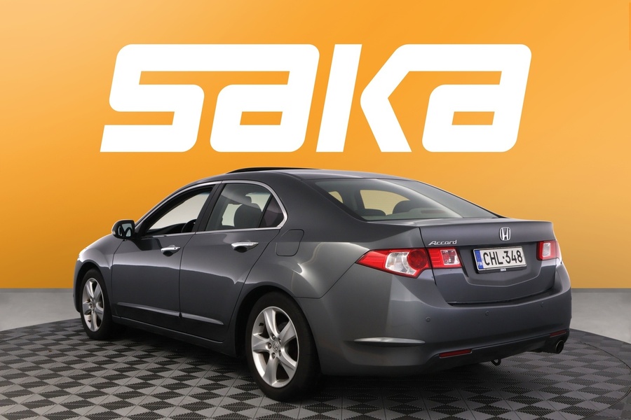 Honda Accord vaihtoauto