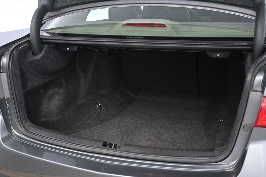 Honda Accord vaihtoauto