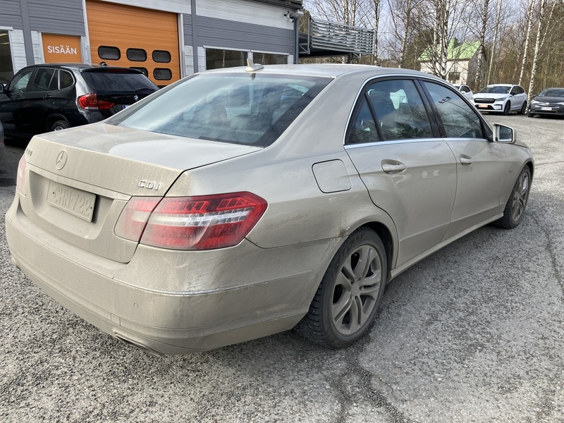 Mercedes-Benz E vaihtoauto