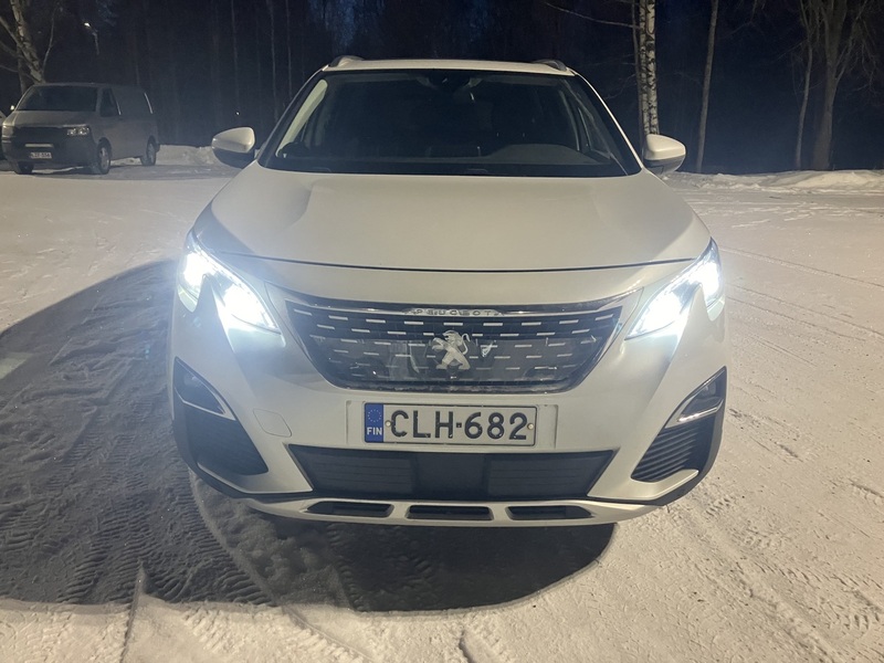 Peugeot 5008 vaihtoauto