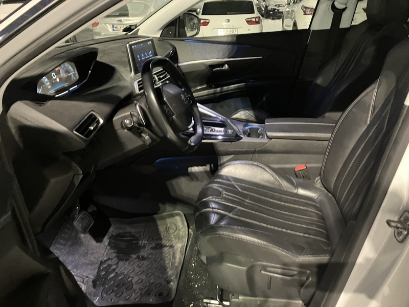 Peugeot 5008 vaihtoauto