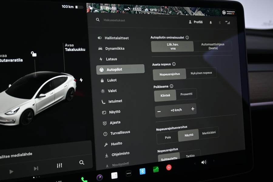 Tesla Model 3 vaihtoauto