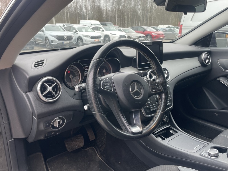 Mercedes-Benz CLA-sarja vaihtoauto