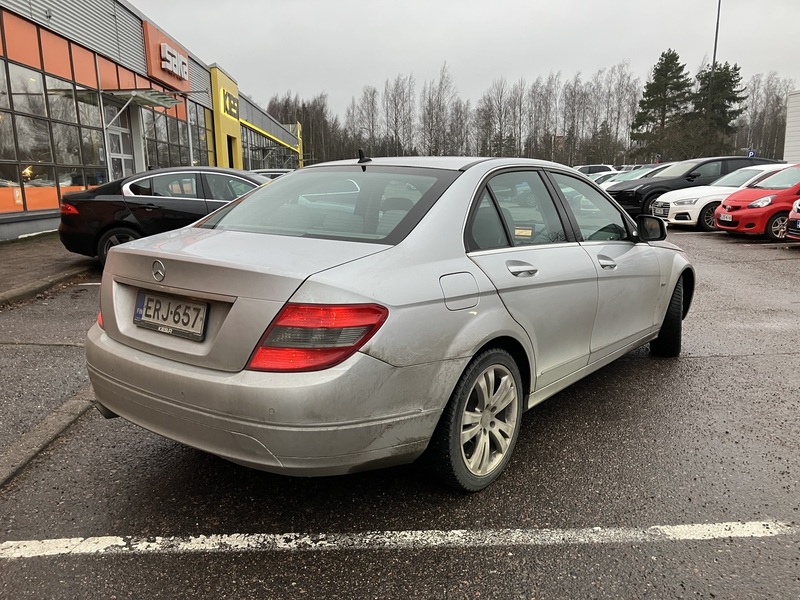 Mercedes-Benz C vaihtoauto