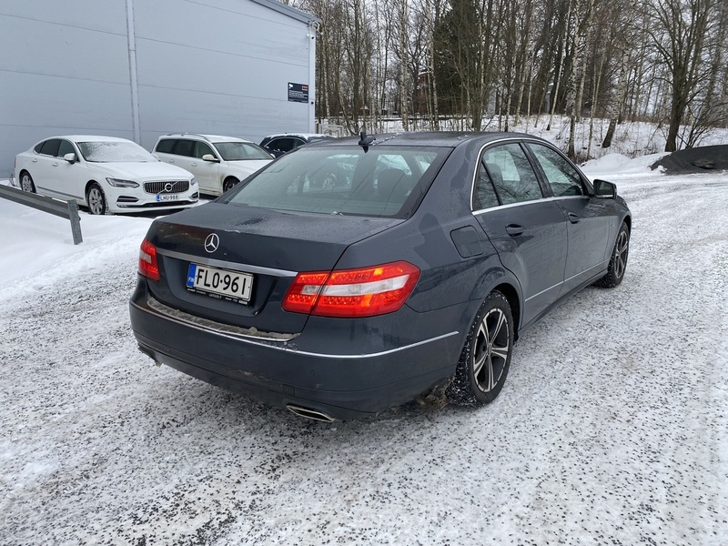 Mercedes-Benz E vaihtoauto