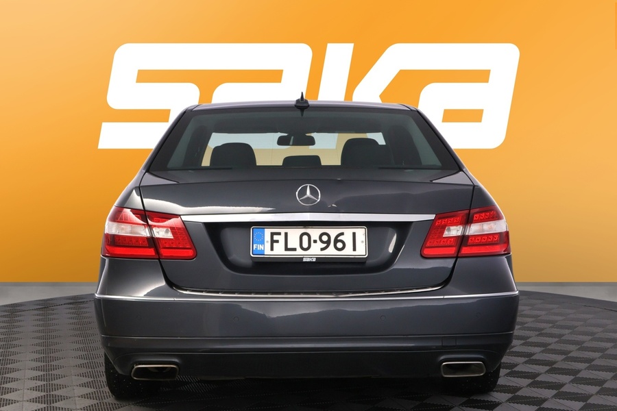 Mercedes-Benz E vaihtoauto