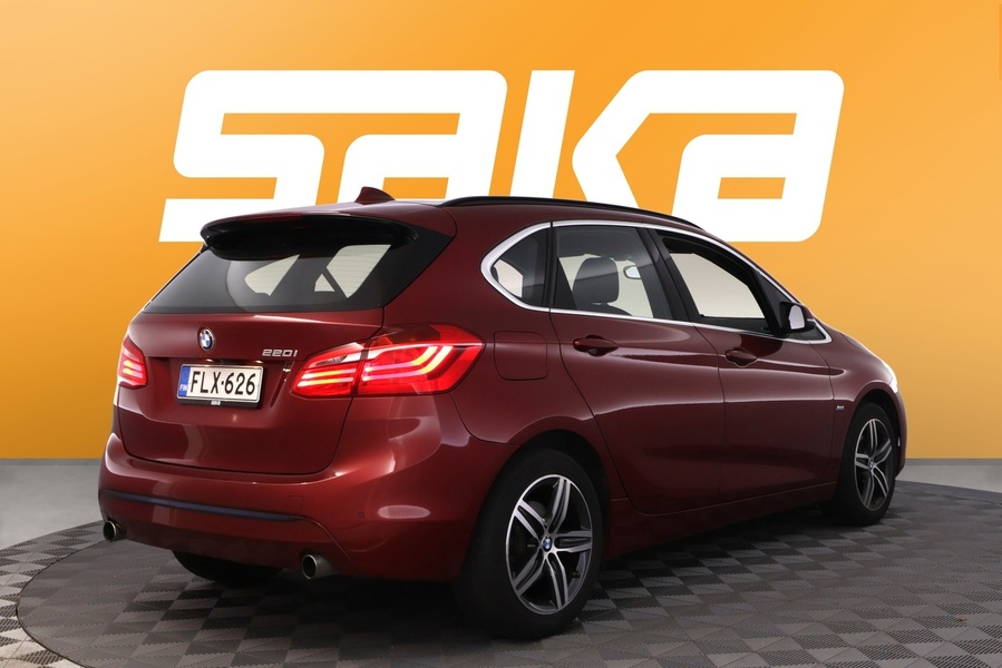 BMW 220 vaihtoauto