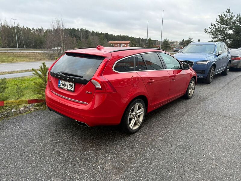 Volvo V60 vaihtoauto