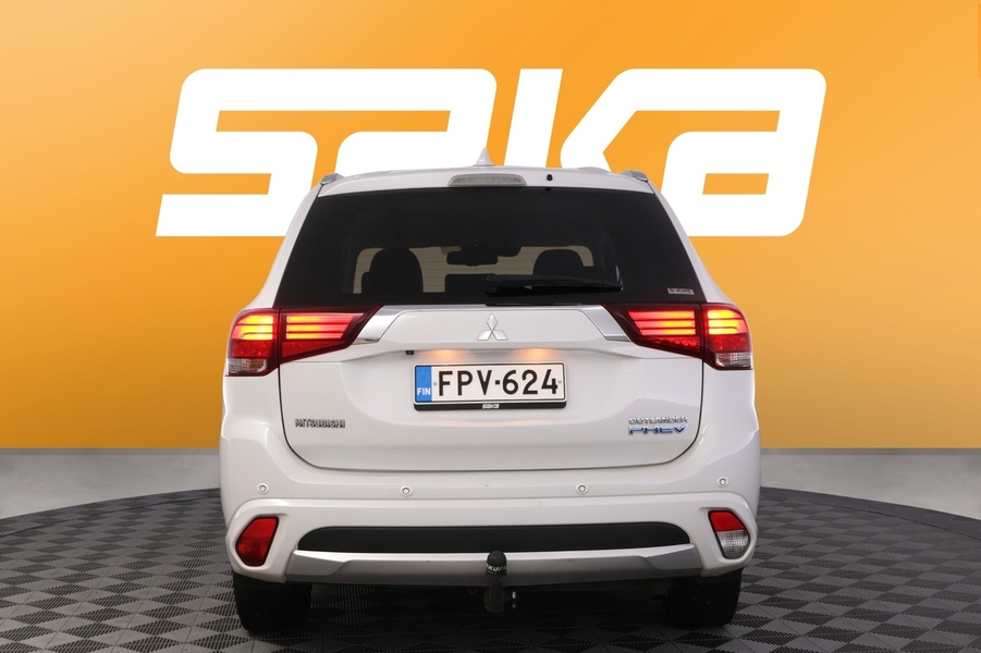 Mitsubishi Outlander PHEV vaihtoauto