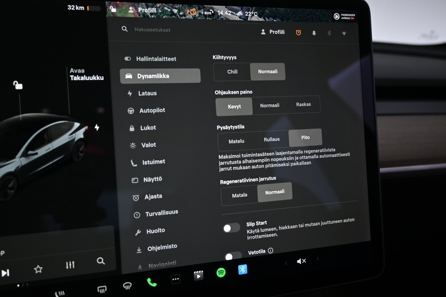Tesla Model 3 vaihtoauto