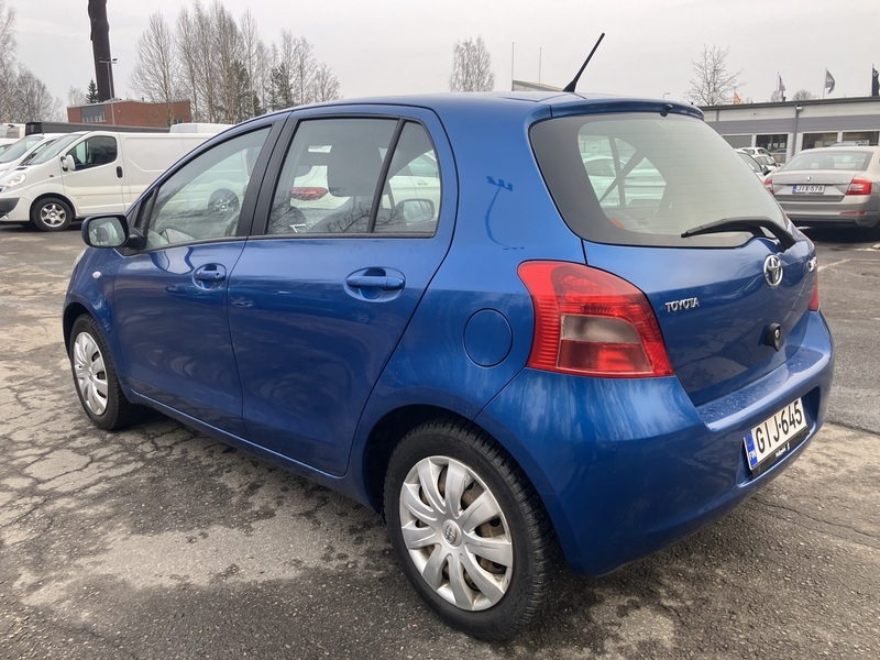 Toyota Yaris vaihtoauto