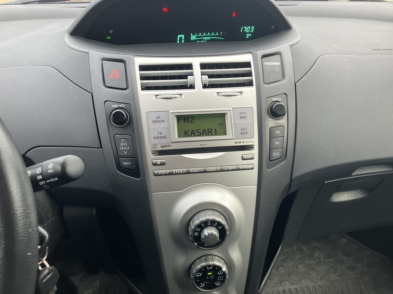 Toyota Yaris vaihtoauto