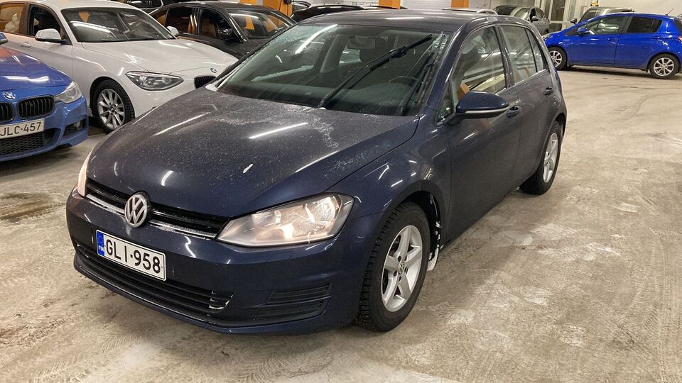 Volkswagen Golf vaihtoauto