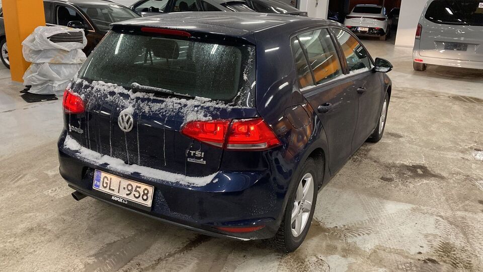 Volkswagen Golf vaihtoauto