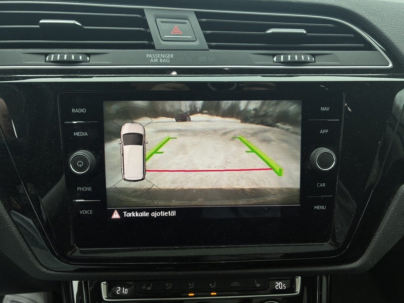 Volkswagen Touran vaihtoauto