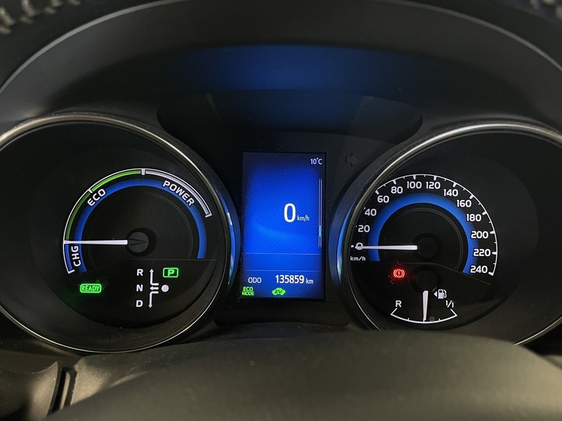 Toyota Auris vaihtoauto