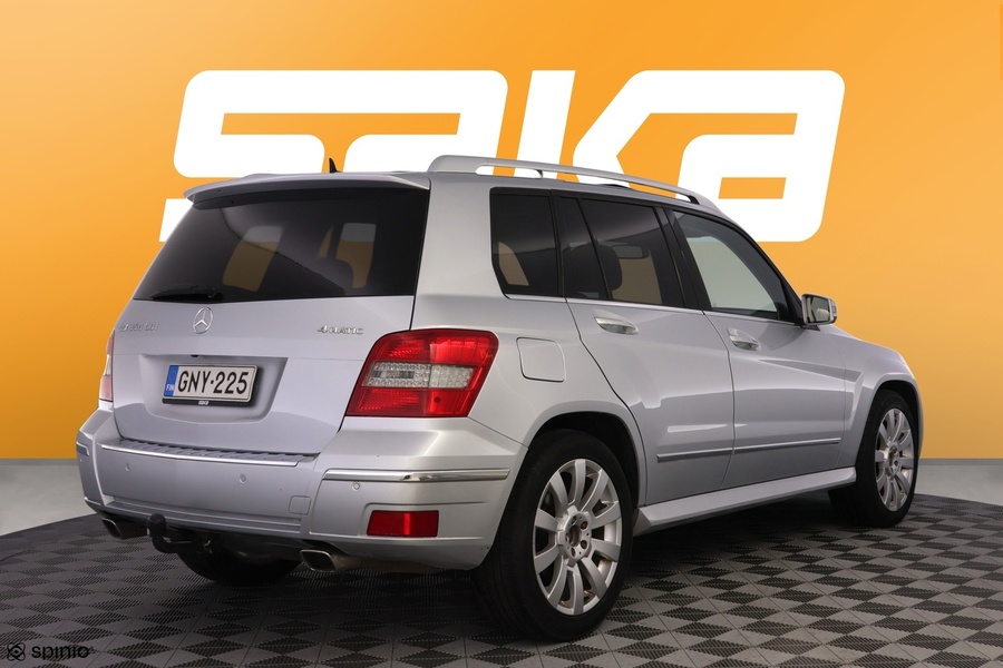 Mercedes-Benz GLK vaihtoauto