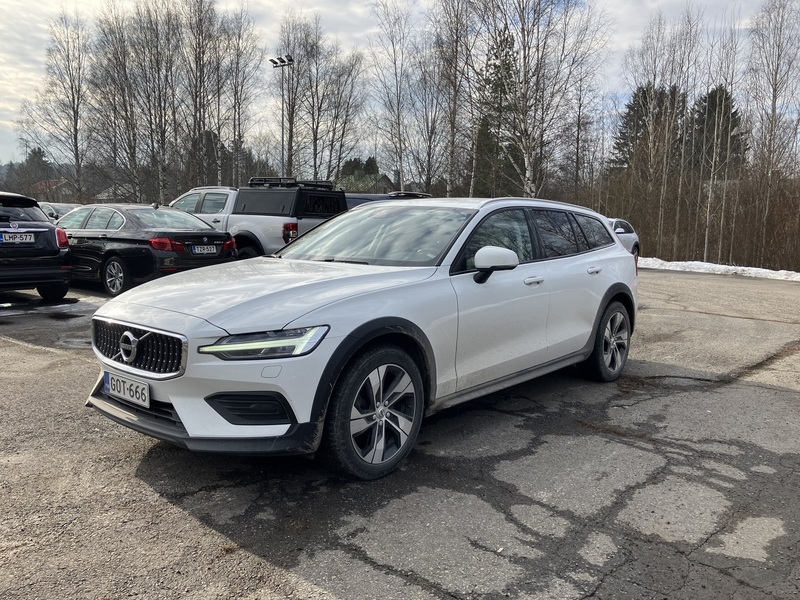 Volvo V60 Cross Country vaihtoauto