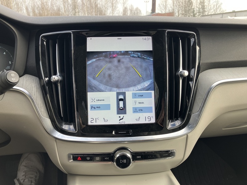 Volvo V60 Cross Country vaihtoauto