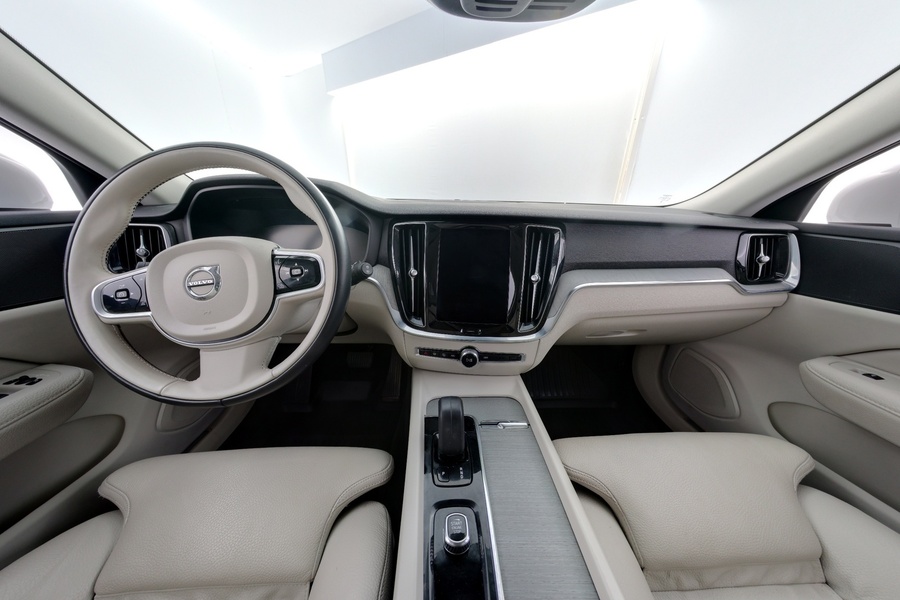 Volvo V60 Cross Country vaihtoauto